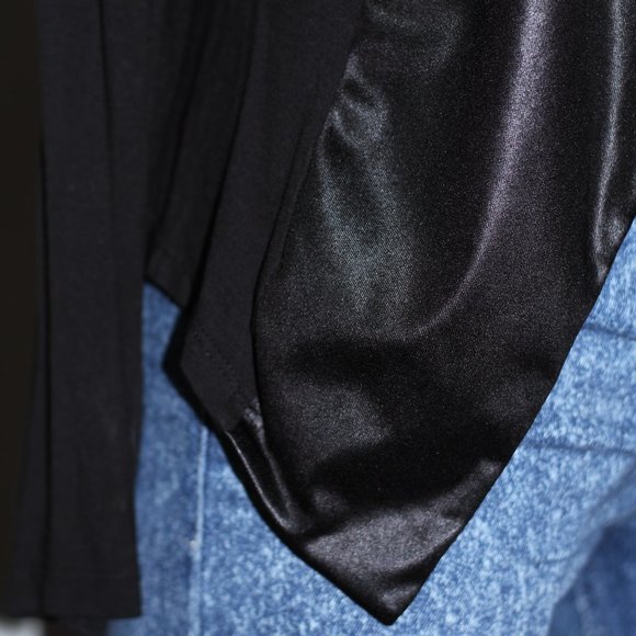 Happening In The Present Black Jacket - Picture 10 of 12